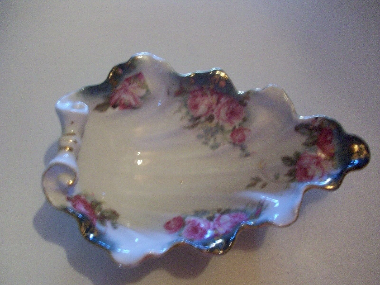 Vintage Floral Rose Flower Scalloped Edge Shell Candy Nut Dish Gold Trim